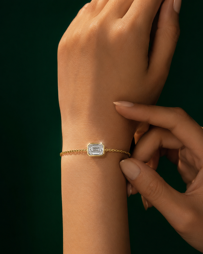 Yellow Gold Emerald-Cut Diamond Solitaire Bracelet